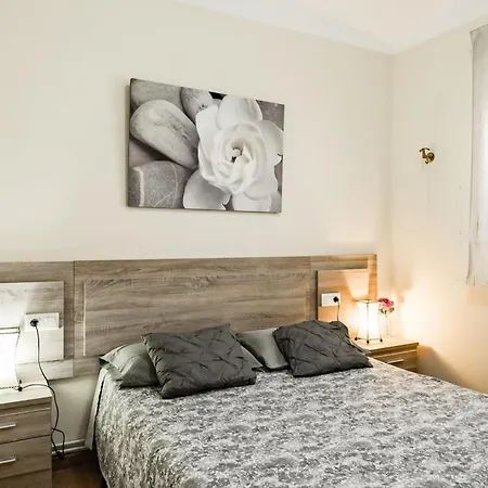 Cals Avis - Casa Con Jardin En *