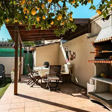 Cals Avis Casa Con Jardin En *